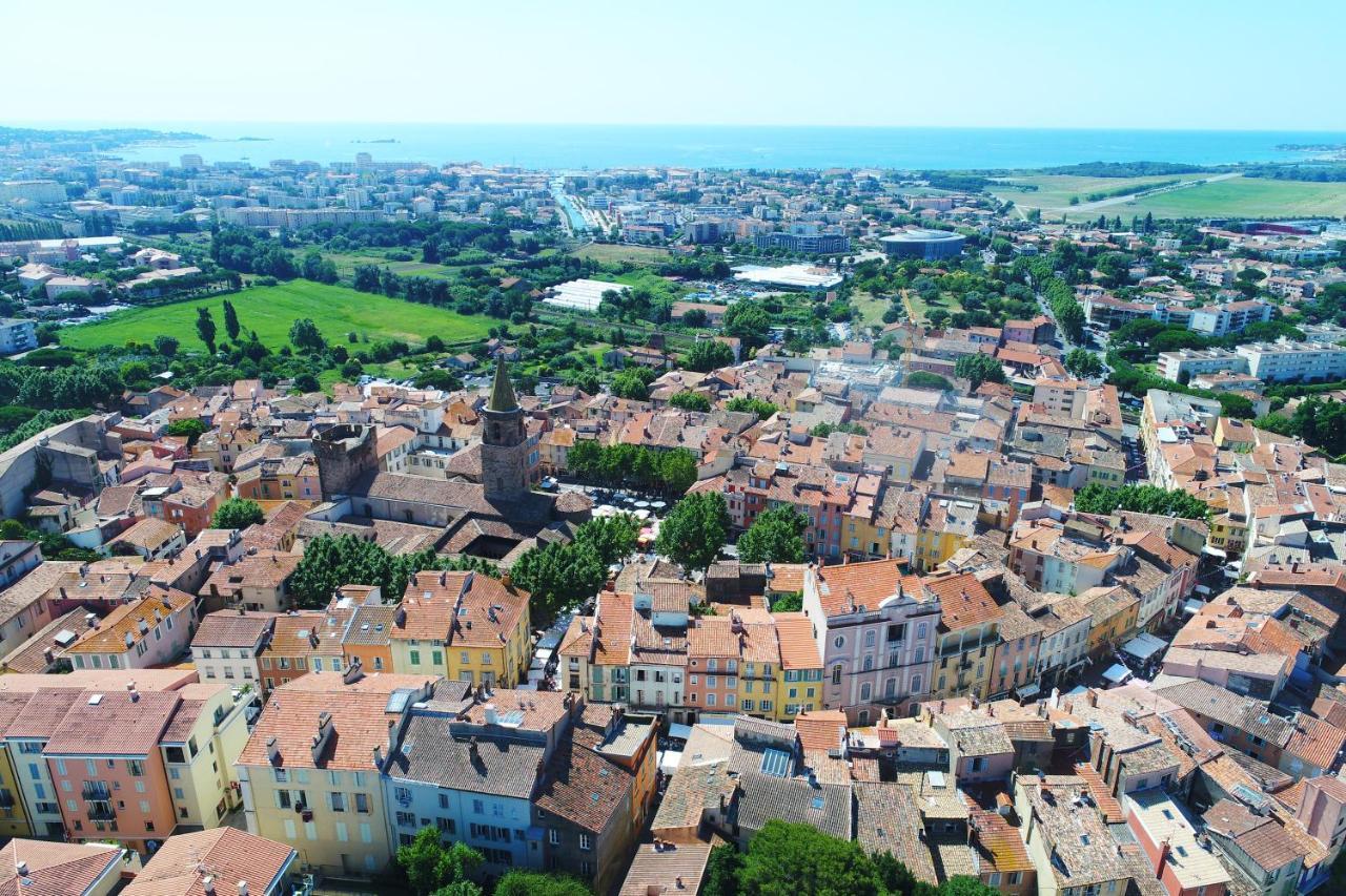 Port-Frejus, Le Consul, Appartement 2 Pieces Climatise, Terrasse & Parking المظهر الخارجي الصورة